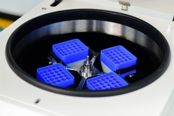 Labtech sàn đứng tốc độ thấp máy ly tâm máu 6000 rpm